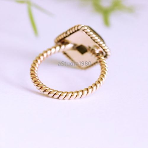 18k yellow gold labradorite ring, Handmade gift ideas for her