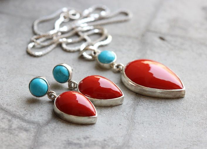 Coral turquoise Red Coral turquoise