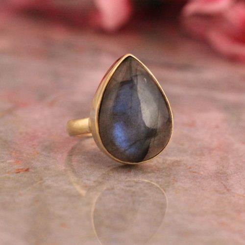 Gold Ring, Labradorite ring, 18k gold ring, Labradorite jewelry 