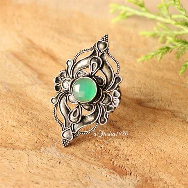 Green onyx Ring - Statement silver ring - Celestial Green ring - 