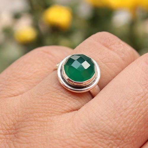 Green onyx ring, Emerald green silver ring, Round faceted ring