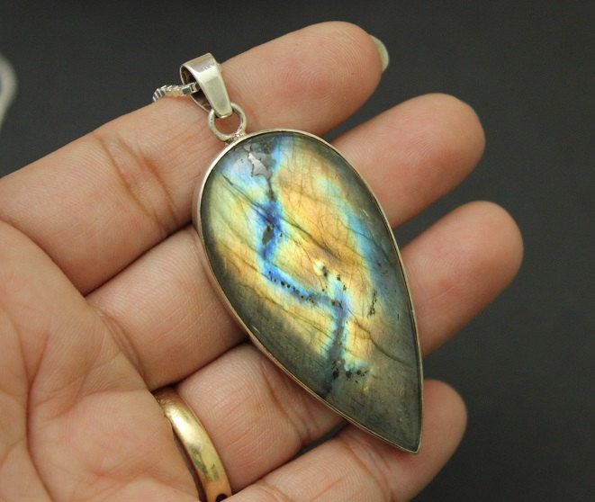 Natural labradorite pendant necklace Handmade