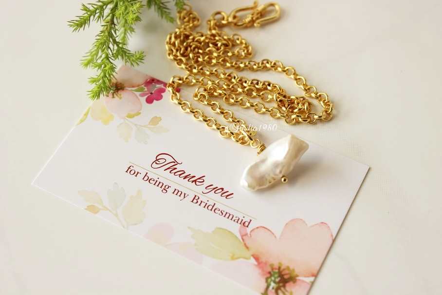 OOAK Bridesmaid gifts - Biwa pearl pendant - gold plated necklace