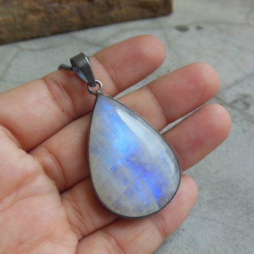 Oxidized statement pendant - Rainbow Moonstone silver pendant