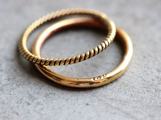 Wedding Band 18 kt yellow